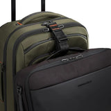 21" International Carry-On Expandable Spinner (ZDX)